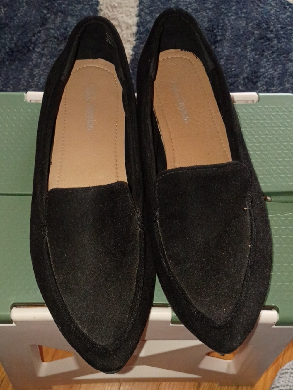Seychelles Black Pointed-Toe Slip-On Loafers For Women's